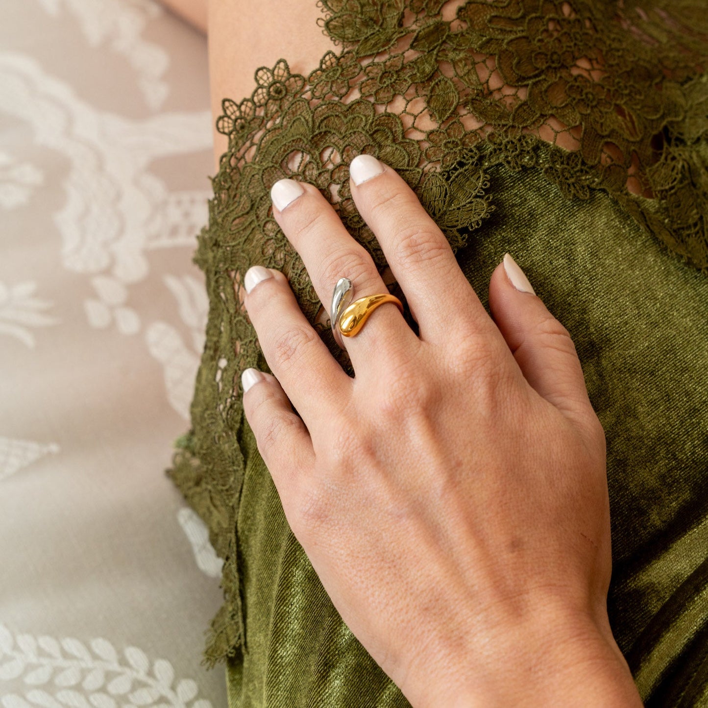Samantha Serpent Wrap Ring in 18K Gold