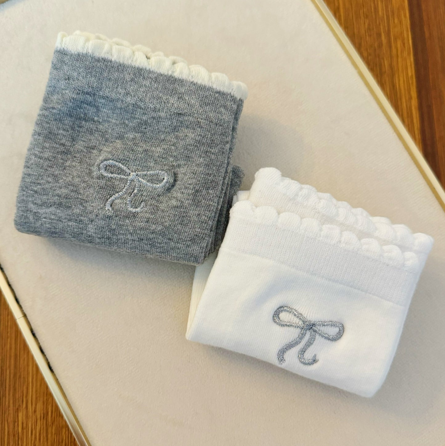 Bow Bow Socks Set of 2