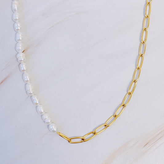 Freshwater Pearls and Chain Necklace